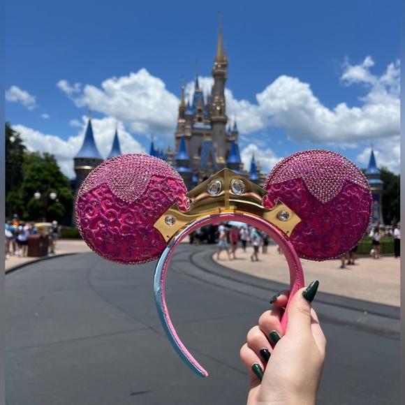 Custom Rhinestone Sleeping Beauty Disney Ears - Picture 3 of 9